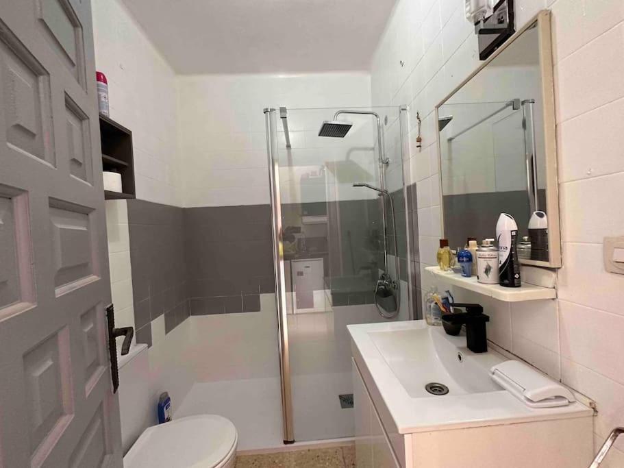 شقة Empuriabrava, T2 Avec Piscine, Terrasse, Barbecue المظهر الخارجي الصورة